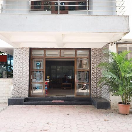 Hotel Sachidanand Shirdi Exteriör bild
