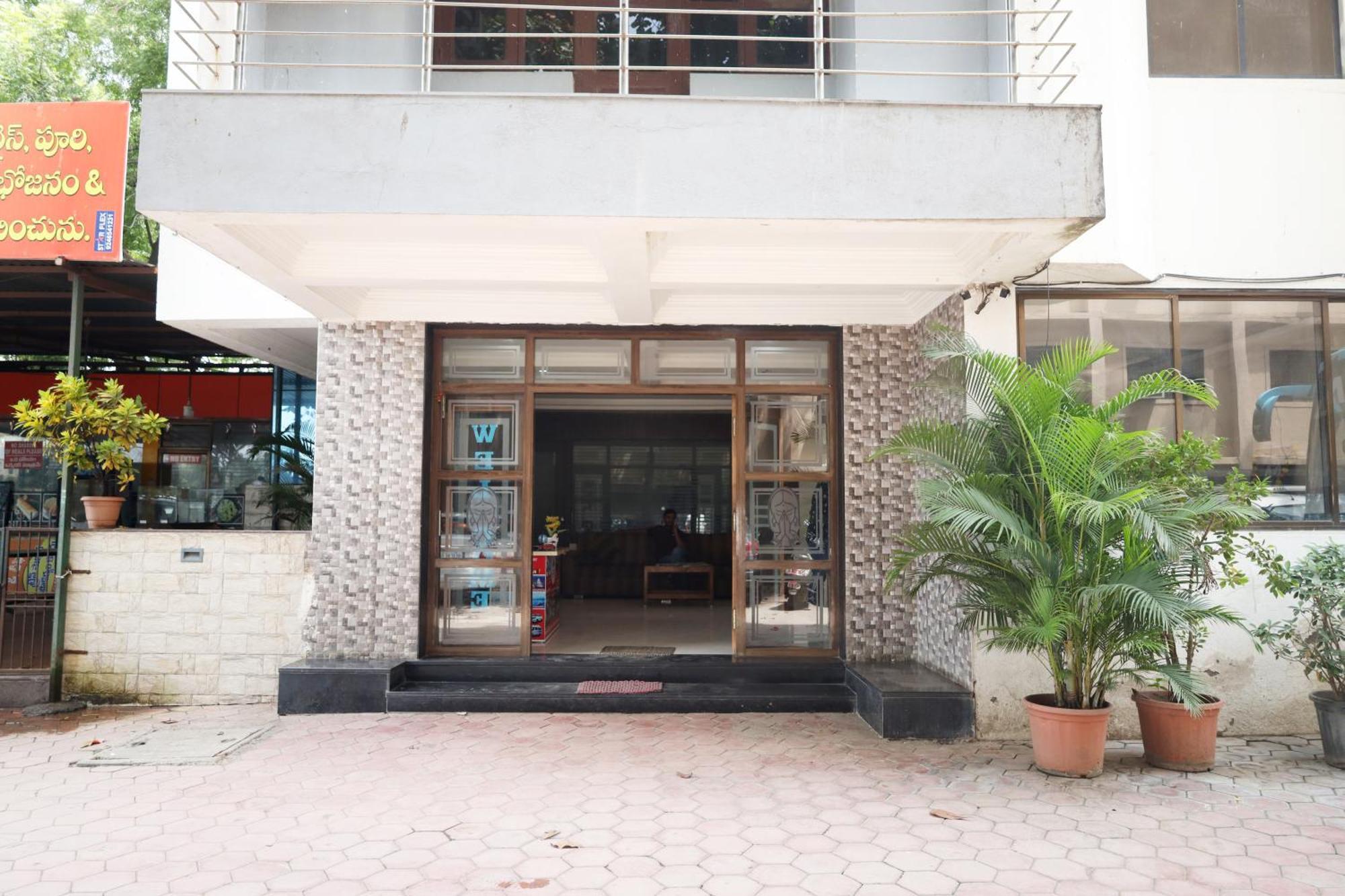 Hotel Sachidanand Shirdi Exteriör bild